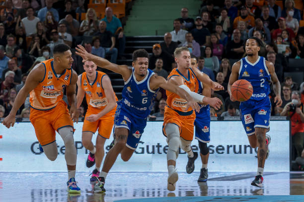 仅包括大众 仅包括大众