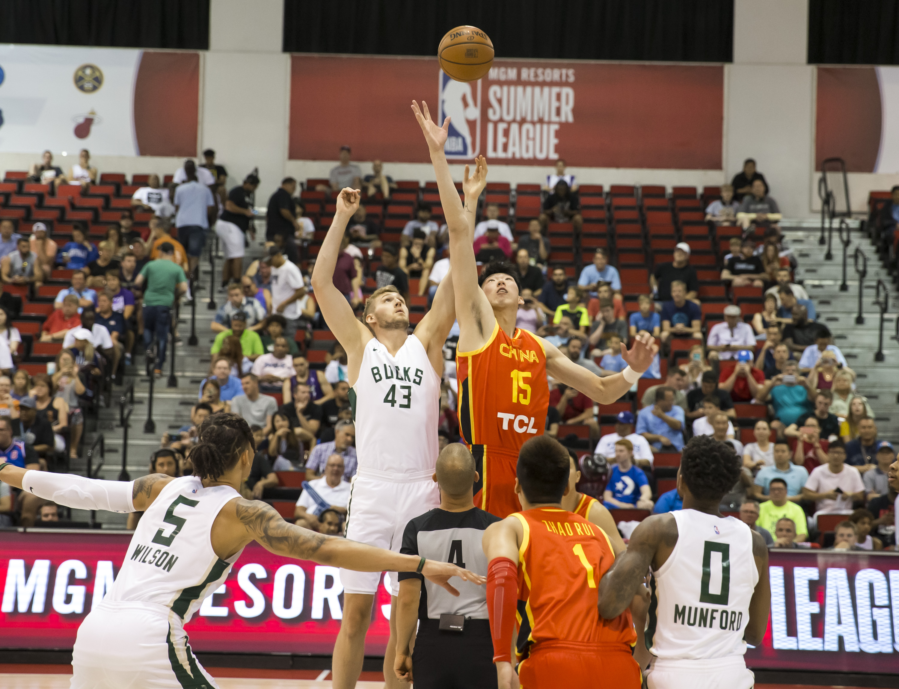 仍会随着罗 仍会随着罗